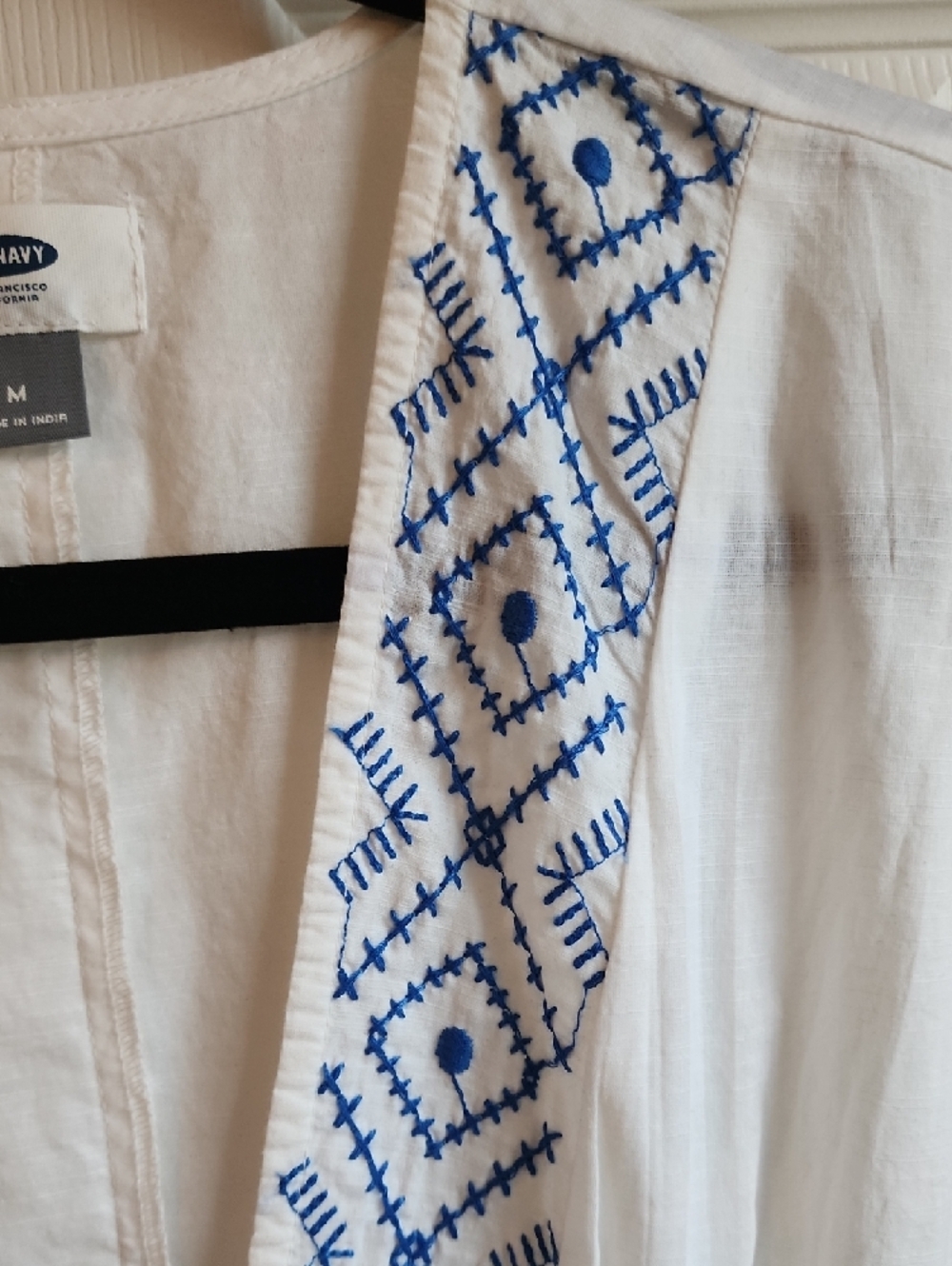 Old Navy White Swim Coverup with Blue Embroidery WORN ONCE! - Picture 4 of 9